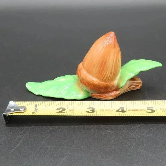 Vintage Acorn & Leaves Porcelain Figurine Autumn Fall Nut ArtMark Made in Japan - Picture 6 of 7